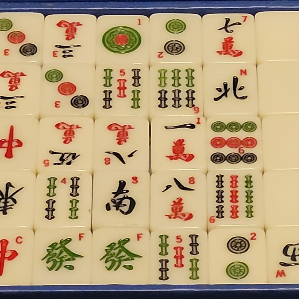 Classic Mahjong Set in Blue Case - Picture 7 of 7